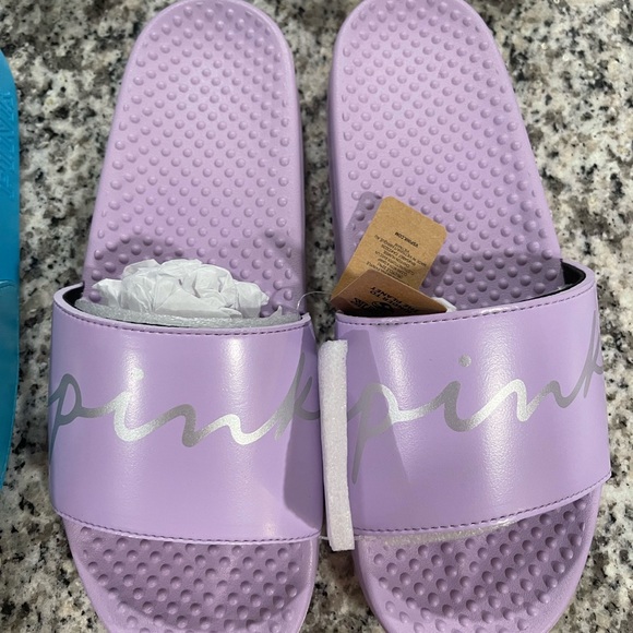 Pink sandals - Picture 2 of 6